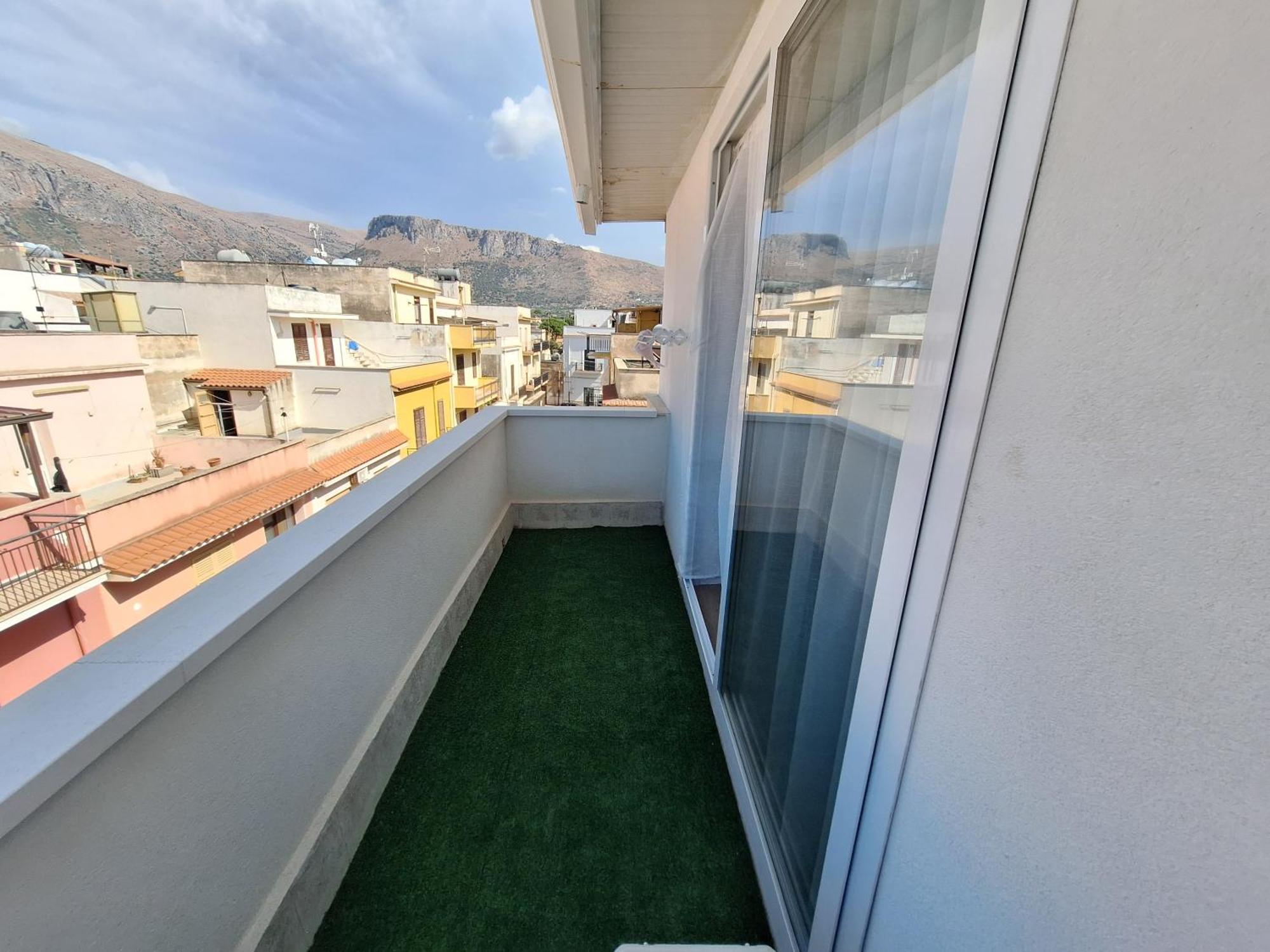 Domus Levante Apartment *